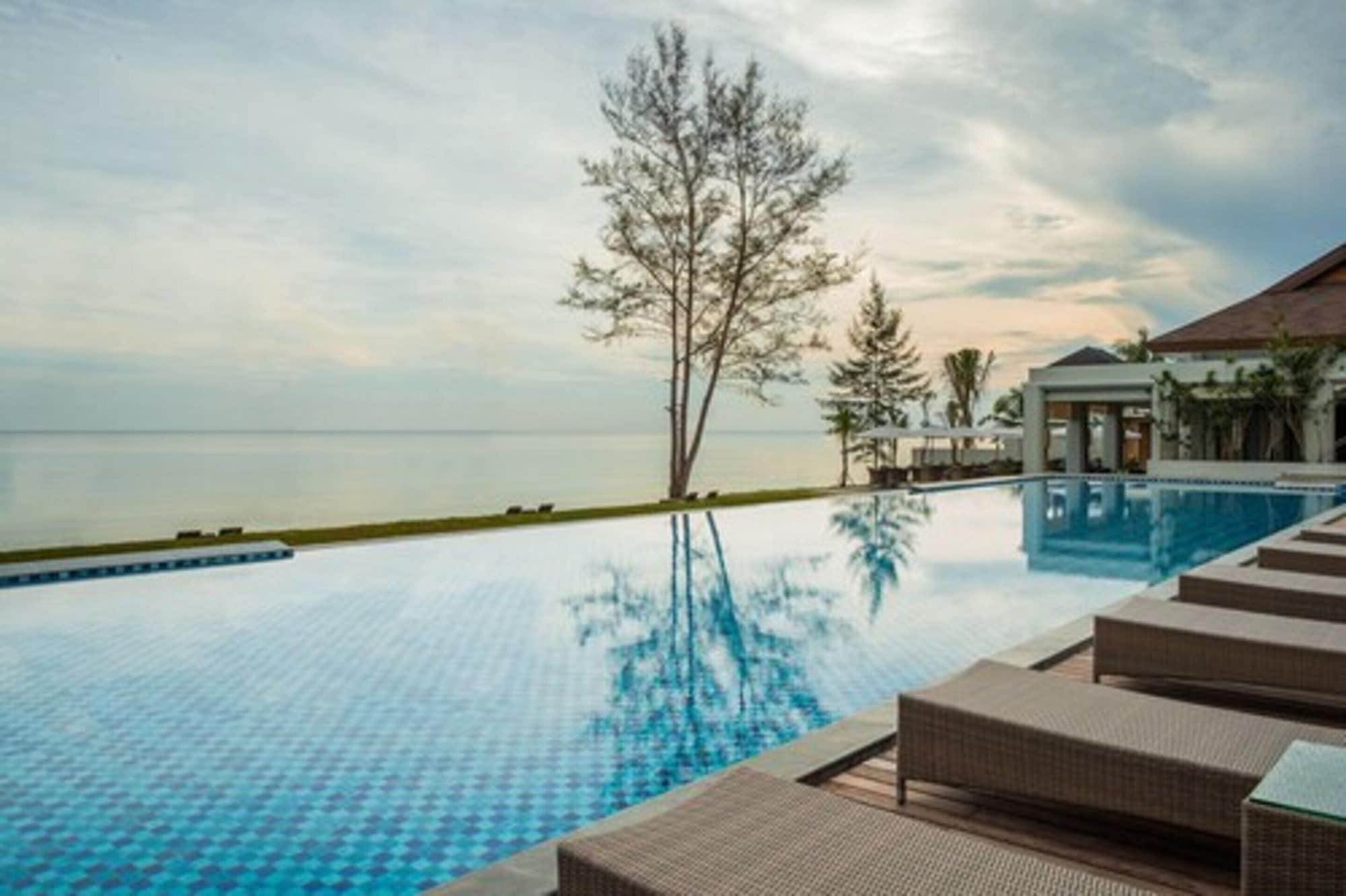 Hotel Santika Premiere Beach Resort Belitung Sijuk Luaran gambar